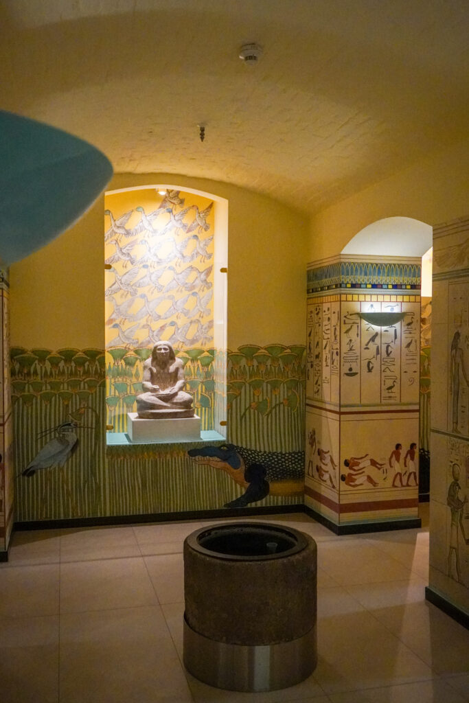 In the basement of the De Medici hotel you can discover a secret sauna, themed with Egyptian statues and relics, which decorate the walls of the underground area of the hotel.