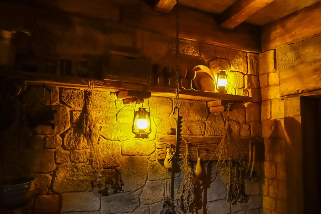 The amusement park Hansa Park is highly detailed and prides itself on its theming. You can explore a total of eleven themed areas, including areas such as Cornwall and Scotland.